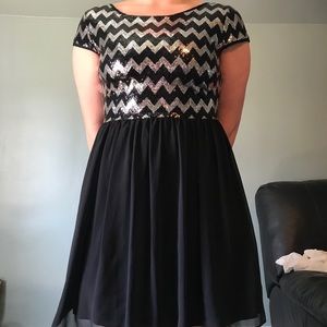 Cocktail/homecoming dress